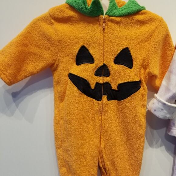 Carters 2 Pc Sweatsuit and Halloween Costume 3 Mo. - Picture 3 of 12